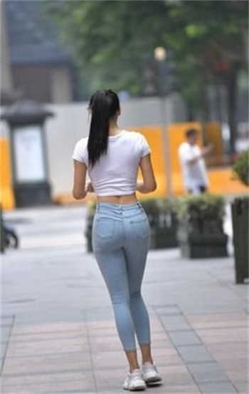 大律师的惹火妻