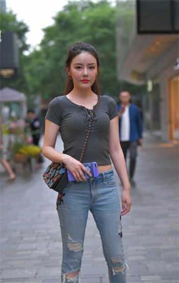 女贼抢亲视频