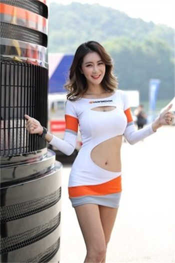部长来我家吃饭要了我电影