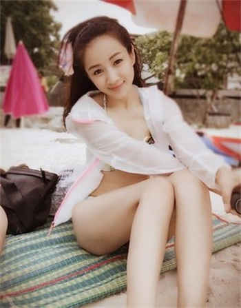 乡下老伯把我按到柴堆