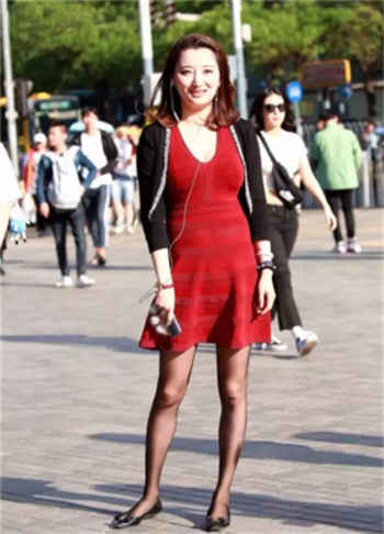 乌鸦传媒里的女演员