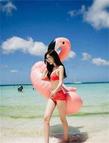 二婚婚礼新娘穿什么衣服
