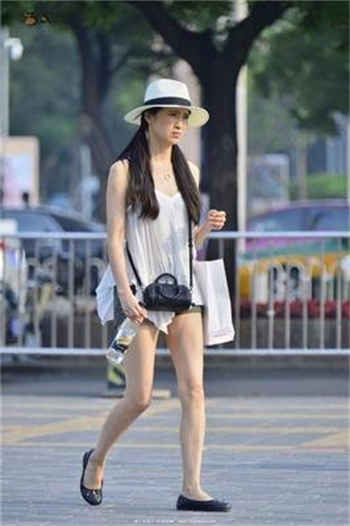 女主叫冷兮的小说是什么