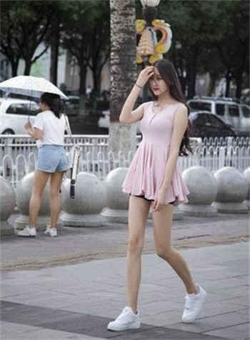 潦草影视移动手机版