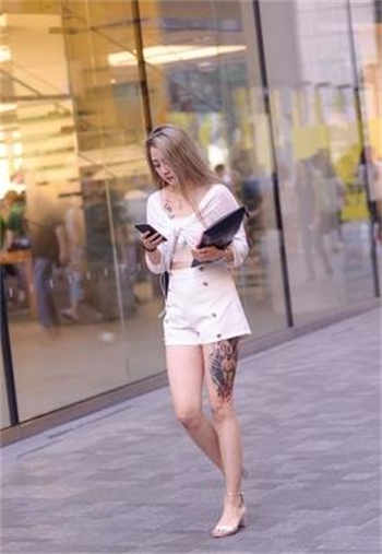 新娘发喜帖被前男友