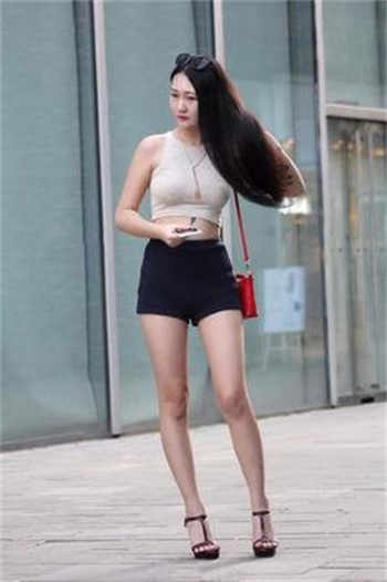 《掰弯大学室友》