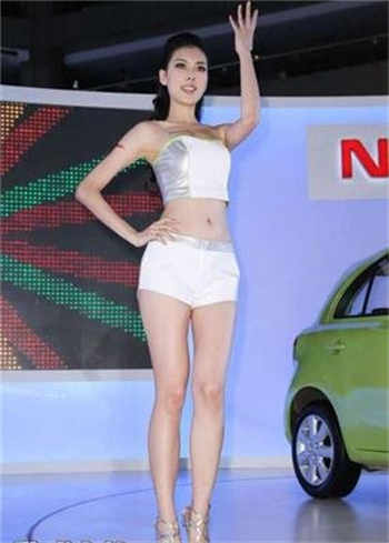 韵律舞蹈的妈妈3d下拉式