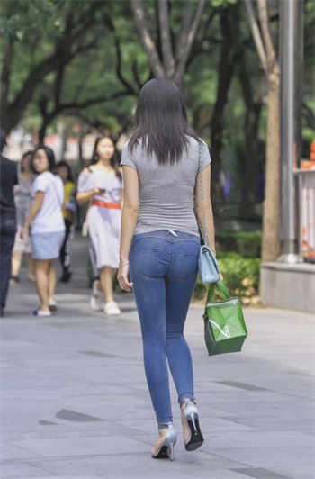 真人免费直播网站