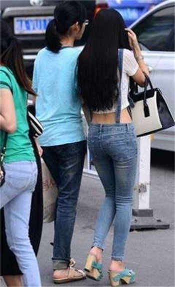 一本女主叫苏卿的小说