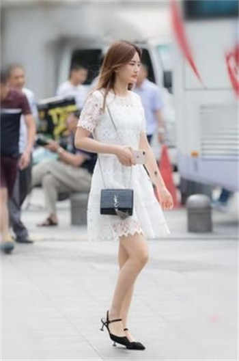 开阳中学女学生刘雅婷