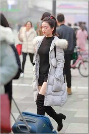 震颤地铁罗穗王道