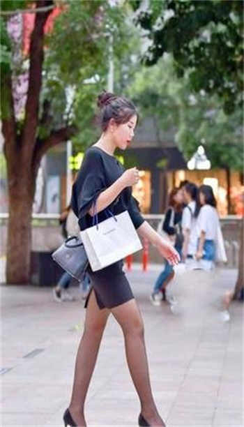 乔丹卡佛足球宝贝