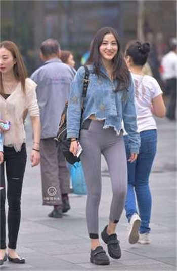 一吻二脱三床四解内衣